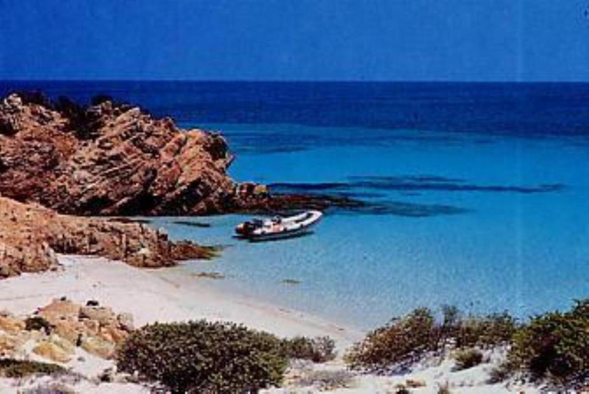 Vakantiehuis Villino D5 Coda Cavallo Villaggio Cala Paradiso San Teodoro (Sardinia)